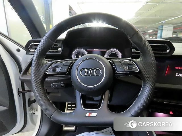 Audi A3 (8Y) id 3921752 из Кореи 17