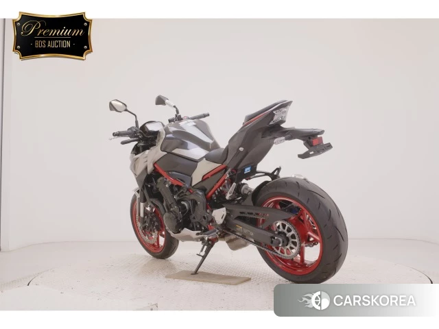 Kawasaki Z900 id 4352789 из Японии 8
