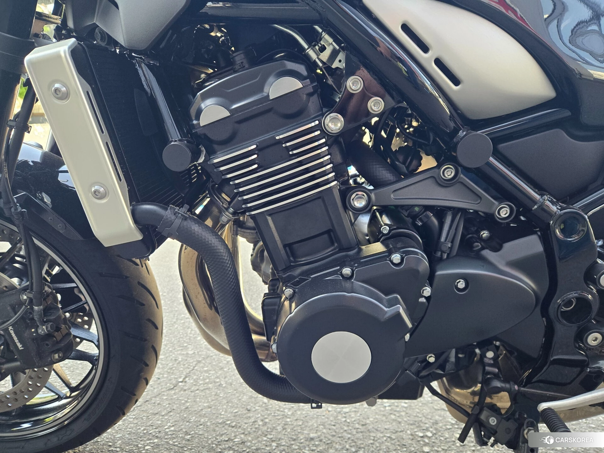 Kawasaki Z900RS id 4374238 из Японии 8