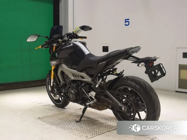 Yamaha MT-09 id 4386911 из Японии 8