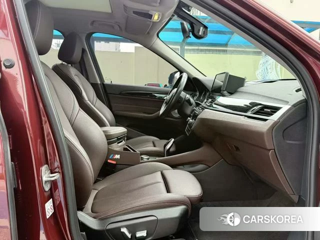 BMW X1 id 4298451 из Китая 8
