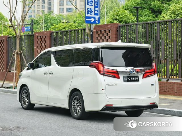 Toyota Elfa id 4260804 из Китая 10