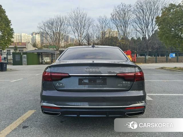Audi A4L id 4257179 из Китая 9