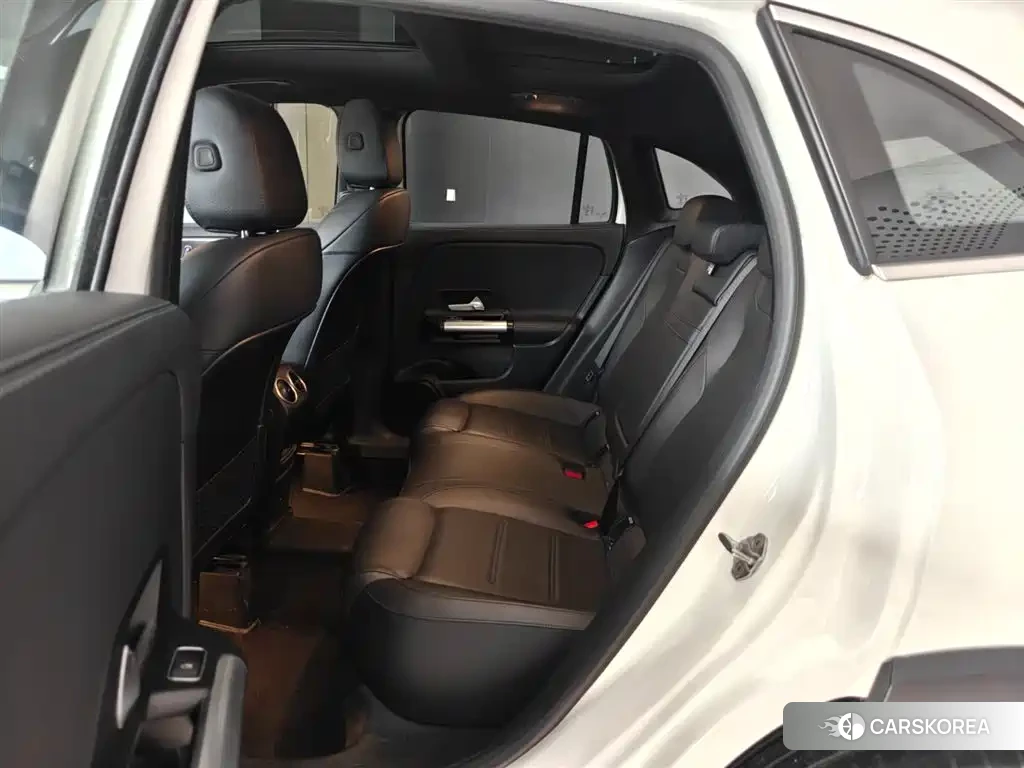 Mercedes-Benz GLA id 4654535 из Китая 12