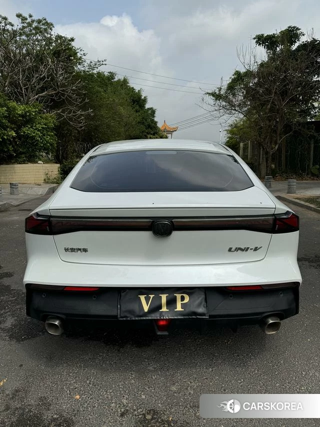 Chang'an UNI-V id 3857887 из Китая 8