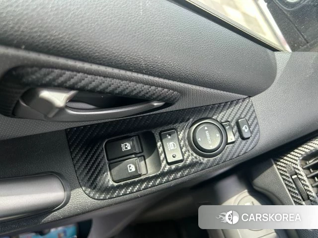 Hyundai The New Grand Starex id 4284946 из Кореи 18