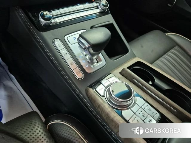 Genesis G90 id 4887351 из Кореи 18