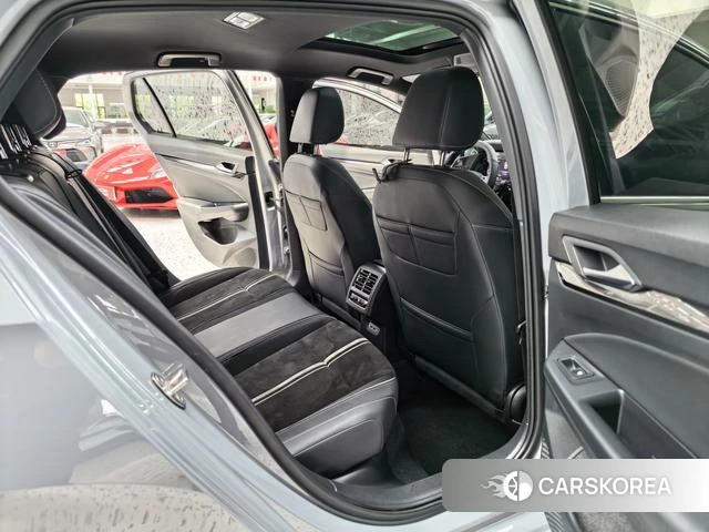 Volkswagen Golf id 4328786 из Китая 24