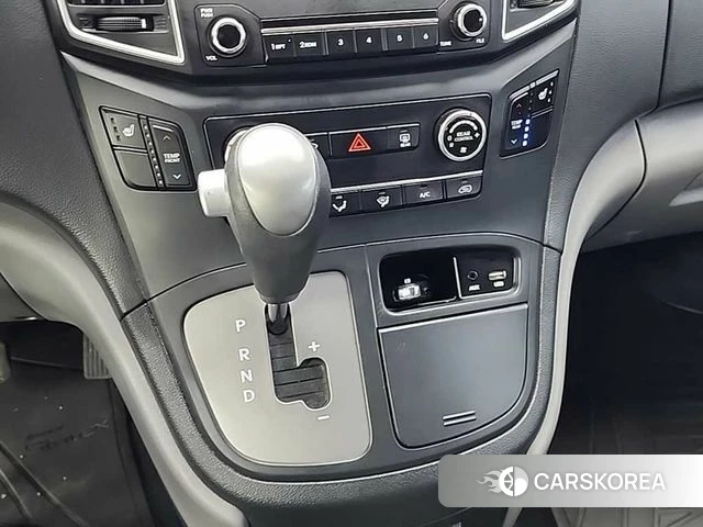 Hyundai The New Grand Starex id 4206718 из Кореи 17