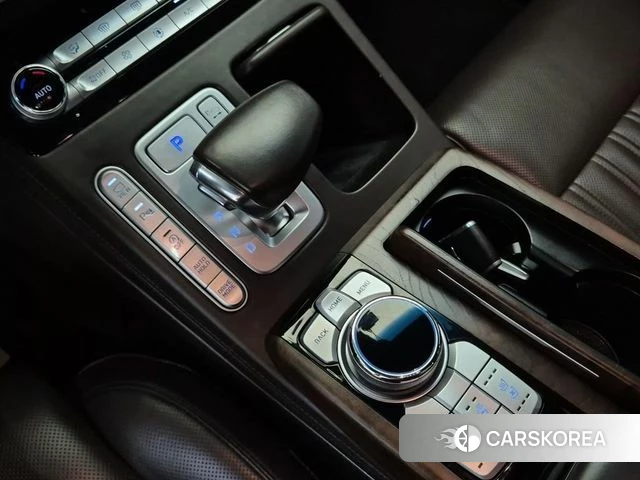 Genesis G90 id 4864794 из Кореи 18