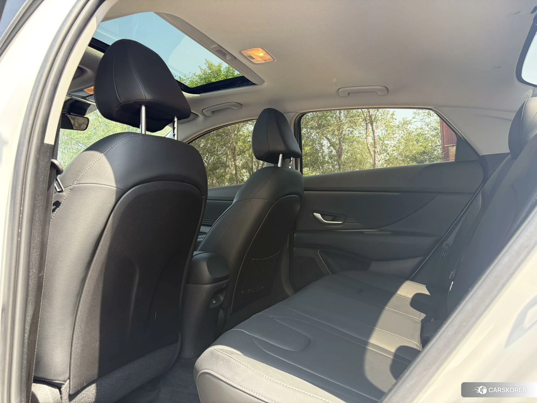 Hyundai Elantra id 4440466 из Китая 10