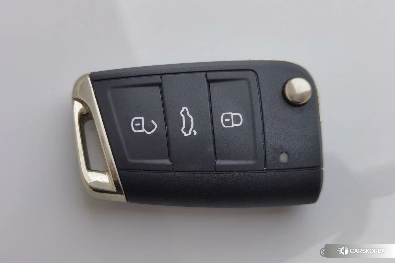Volkswagen Exploring the shadow id 4407207 из Китая 22
