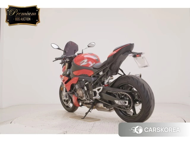 BMW S1000R id 4366825 из Японии 8