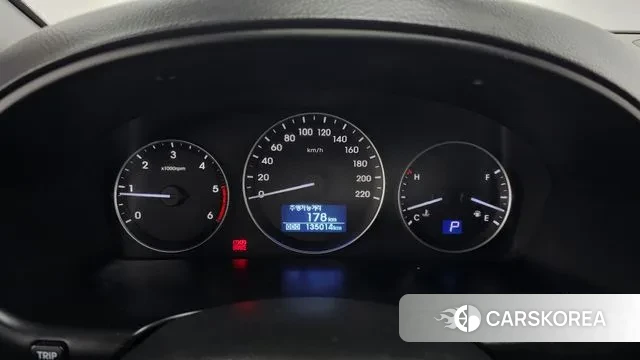 Hyundai The New Grand Starex id 3373847 из Кореи 18