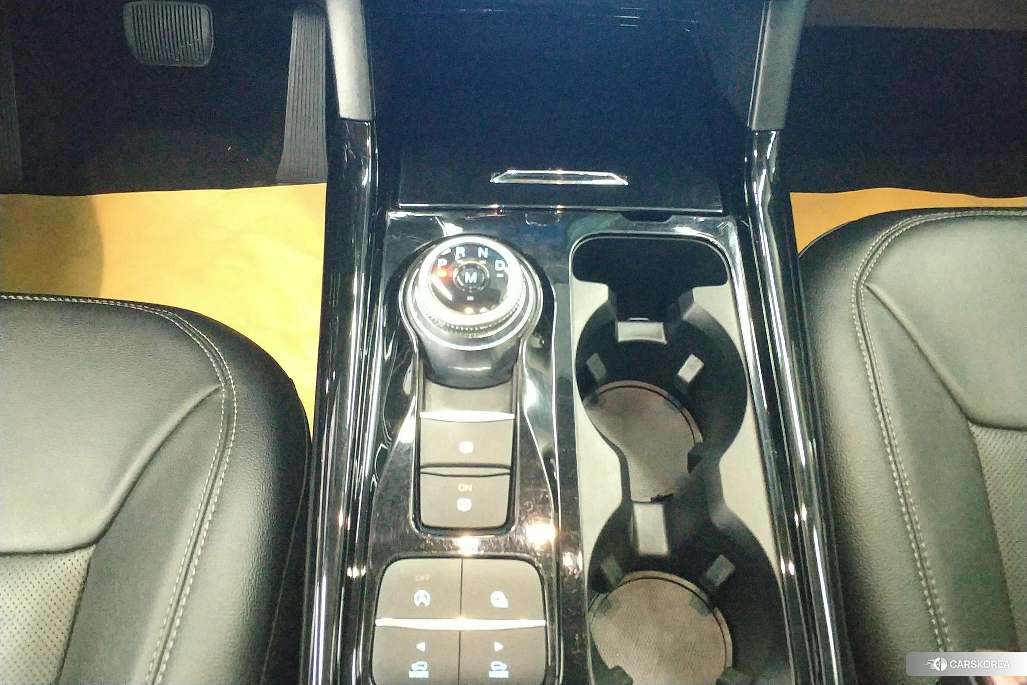 Ford Explorer id 4438063 из Китая 15