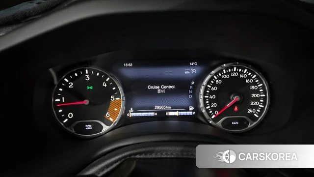 Jeep Renegade id 4232417 из Кореи 28