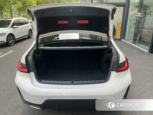 BMW 3 series id 4314837 из Китая 14