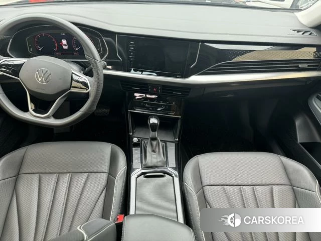 Volkswagen Passat id 4274072 из Китая 12