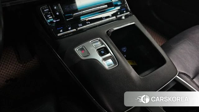Hyundai The New Grandeur IG id 4403028 из Кореи 31