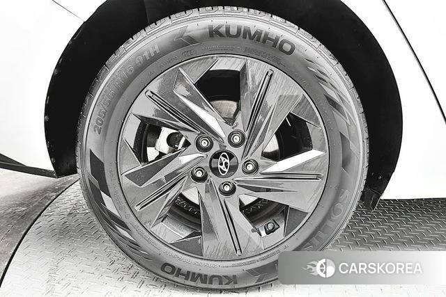 Hyundai Avante (CN7) id 4402069 из Кореи 18