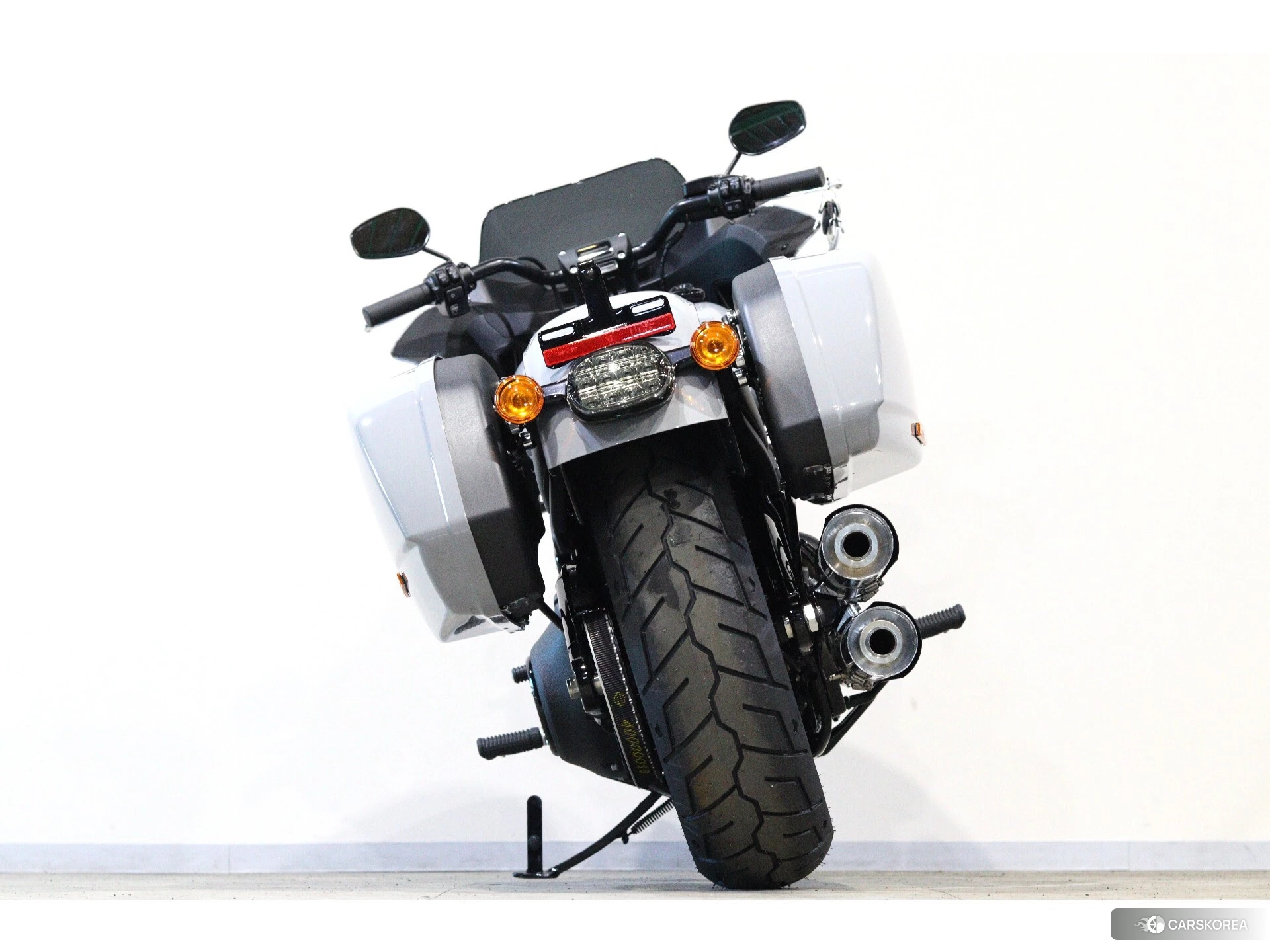 Harley-Davidson Softail Low Rider ST FXLRST1920 id 4374378 из Японии 8