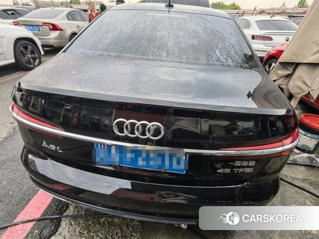 Audi A6L id 4336195 из Китая 8