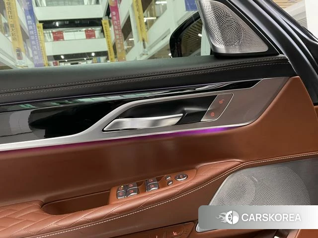 BMW 7 series id 4271661 из Китая 28