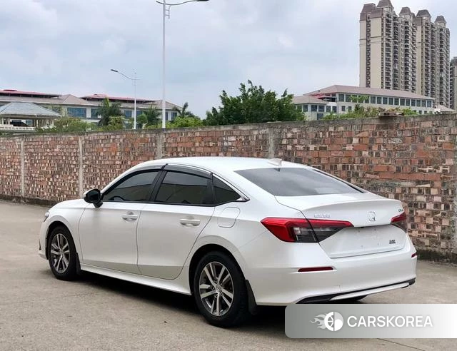 Honda Civic id 4387509 из Китая 8