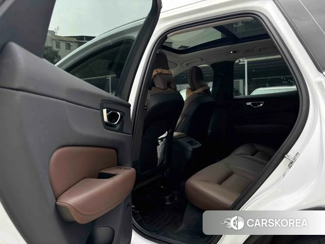 Volvo XC60 id 4227356 из Китая 14