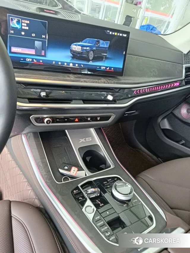 BMW X5 id 4336339 из Китая 16