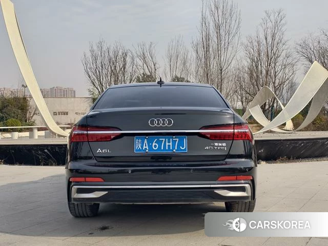 Audi A6L id 4263911 из Китая 26