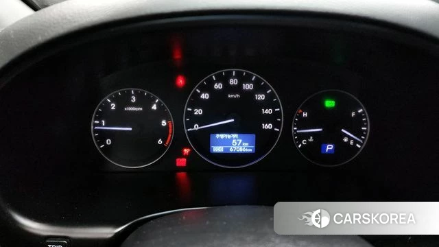 Hyundai The New Grand Starex id 3893931 из Кореи 18