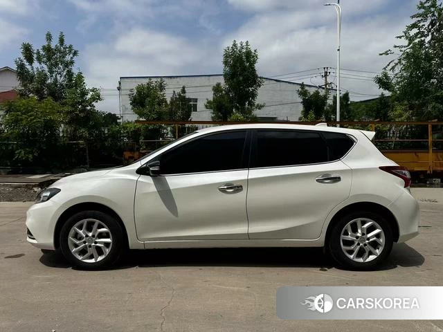 Nissan TIIDA id 4374543 из Китая 8