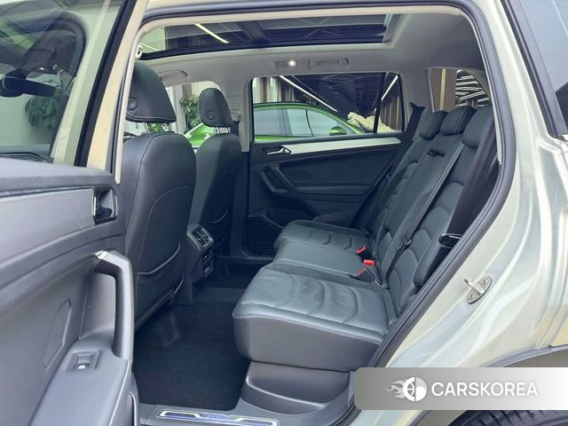 Volkswagen Tiguan L PHEV id 4209979 из Китая 15