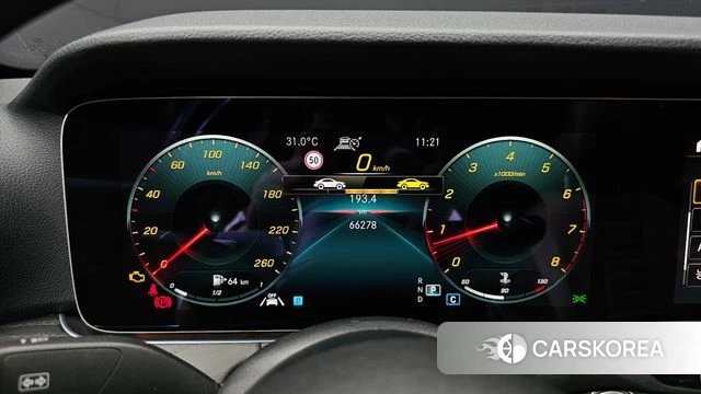 Mercedes-Benz E-Class W213 id 4631566 из Кореи 18