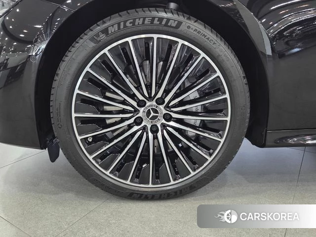 Mercedes-Benz E-Class W214 id 4200629 из Кореи 18