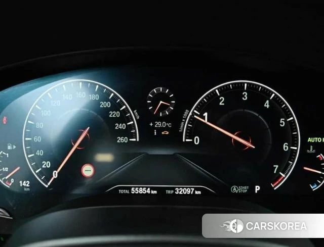 BMW 5 Series (G30) id 4536156 из Кореи 18