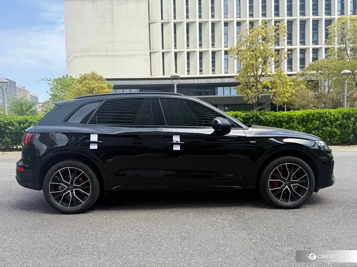 Audi Q5L id 4577902 из Китая 27