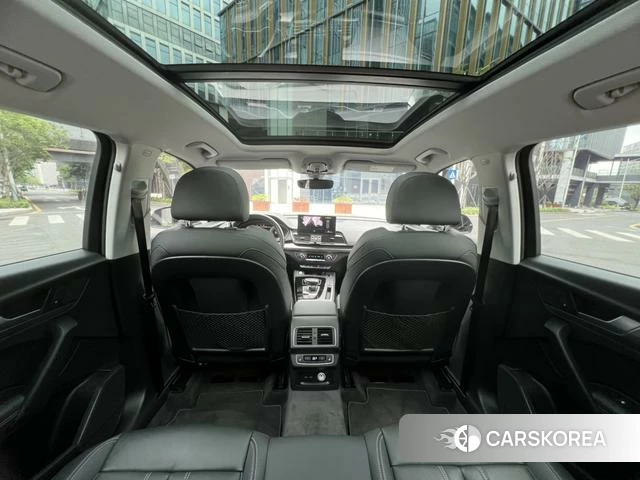 Audi Q5L id 4274497 из Китая 18
