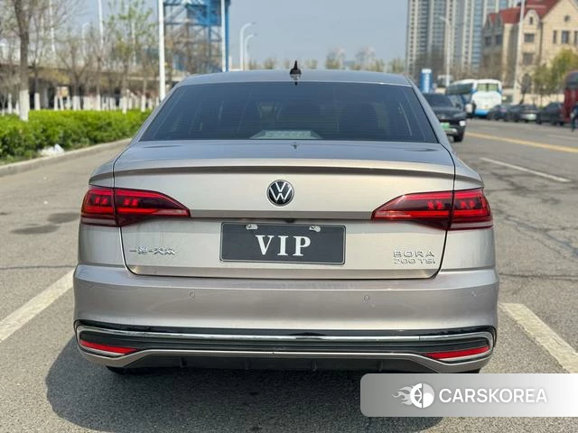 Volkswagen Bora id 4272354 из Китая 10