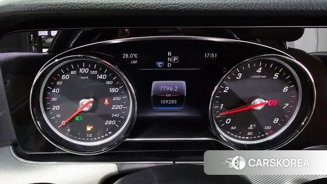 Mercedes-Benz E-Class W213 id 3039294 из Кореи 18