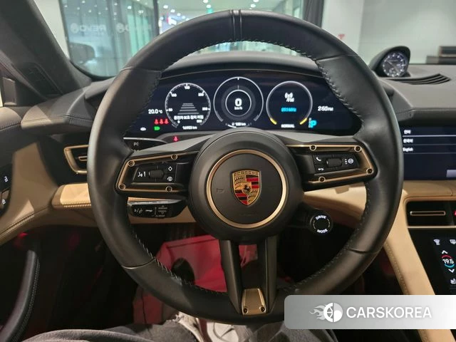 Porsche Taycan id 3964968 из Кореи 17