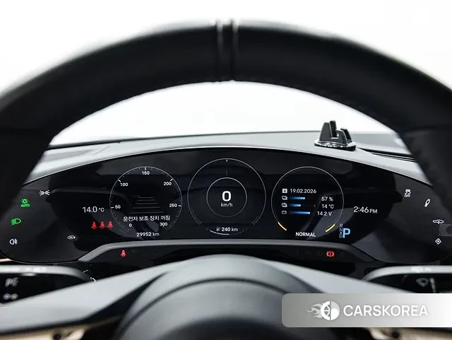 Porsche Taycan id 3701174 из Кореи 18