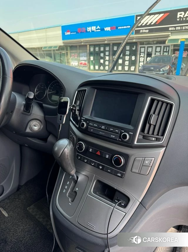 Hyundai The New Grand Starex id 3829015 из Кореи 13