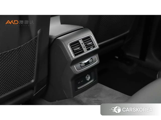 Audi Q5L id 4276921 из Китая 8
