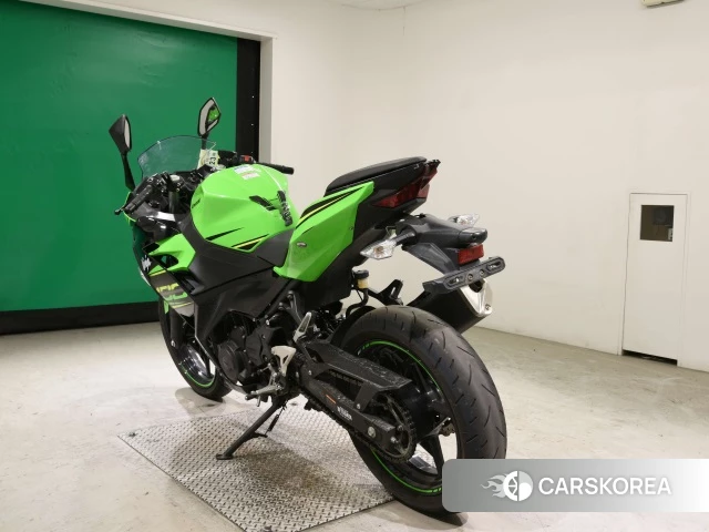 Kawasaki NINJA 400 id 4373886 из Японии 8