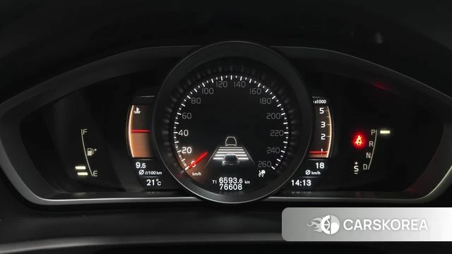 Volvo V40 Cross-Country id 3924645 из Кореи 18