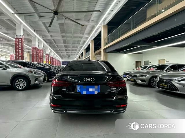 Audi A6L id 4307718 из Китая 8