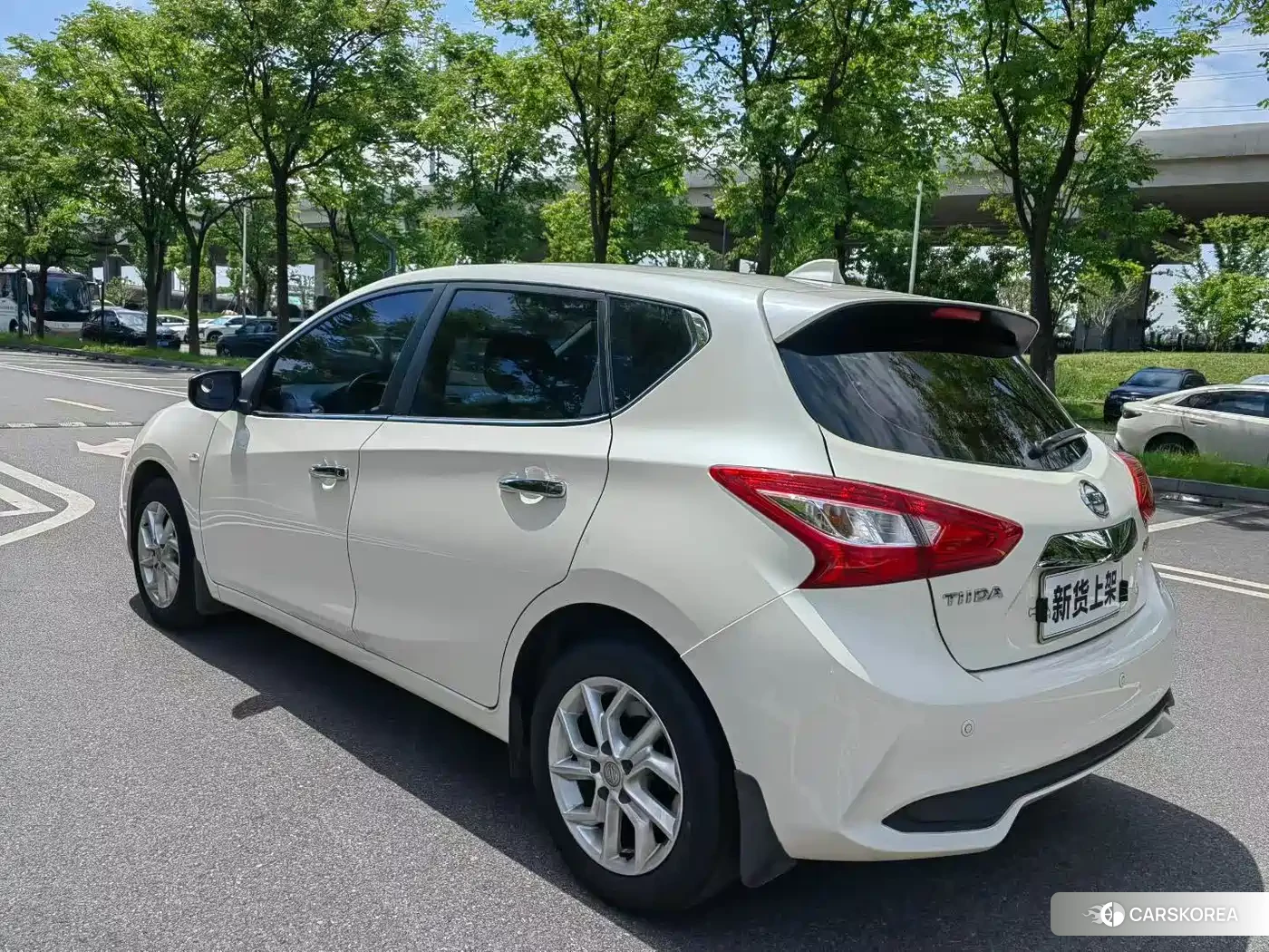 Nissan Tiida id 4589364 из Китая 8