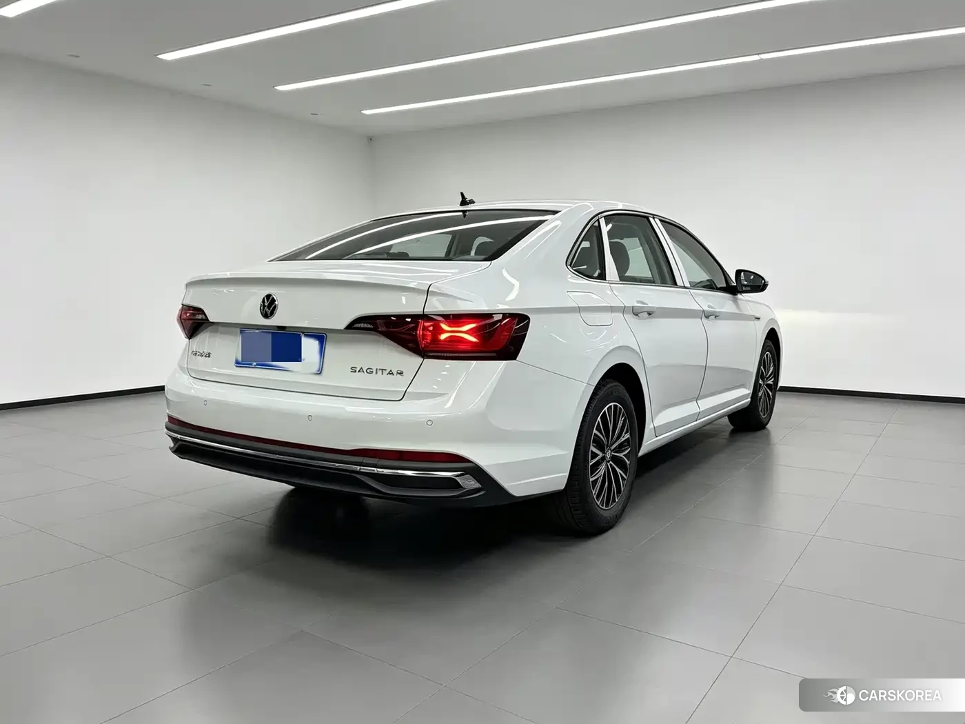 Volkswagen Sagitar id 4679530 из Китая 12